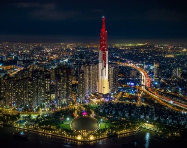 Căn hộ Landmark - vách kính ngăn phòng làm việc